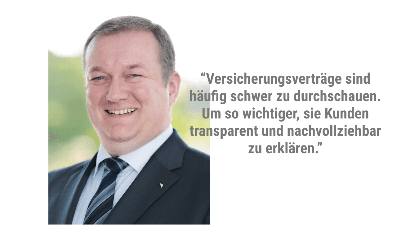 Versicherungsexperte mit Zitat